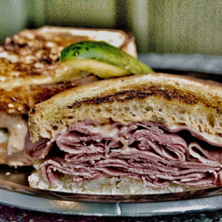 Reuben's Deli Home